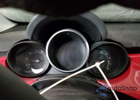 2017 Fiat 500X Lounge z USA, uszkodzony, nr VIN ZFBCFXDB4HP609517